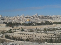 Looking towards Temple Mount's eastern wall & the Golden Gate 
